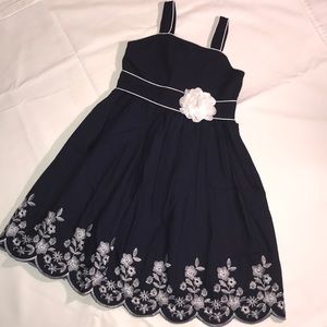 Navy and white girls dress size 6
